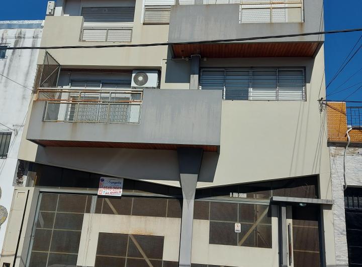 PH · 130m² · 4 Ambientes · 1 Cochera