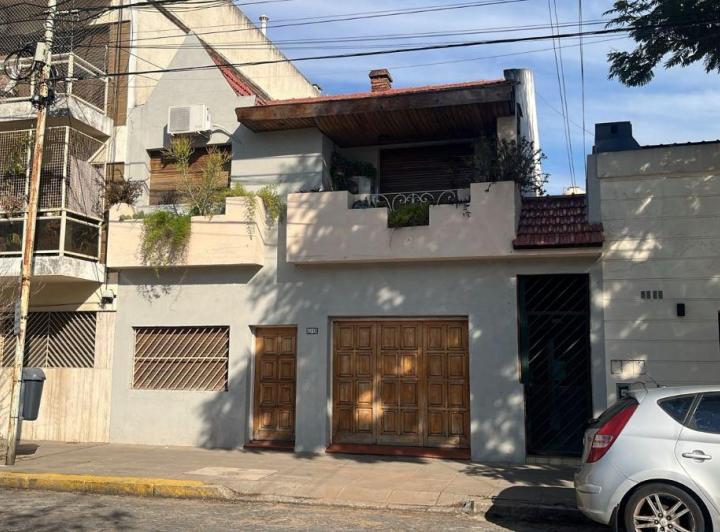 PH · 140m² · 5 Ambientes · 1 Cochera