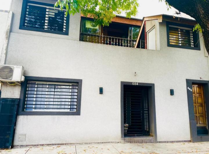 PH · 1m² · 4 Ambientes