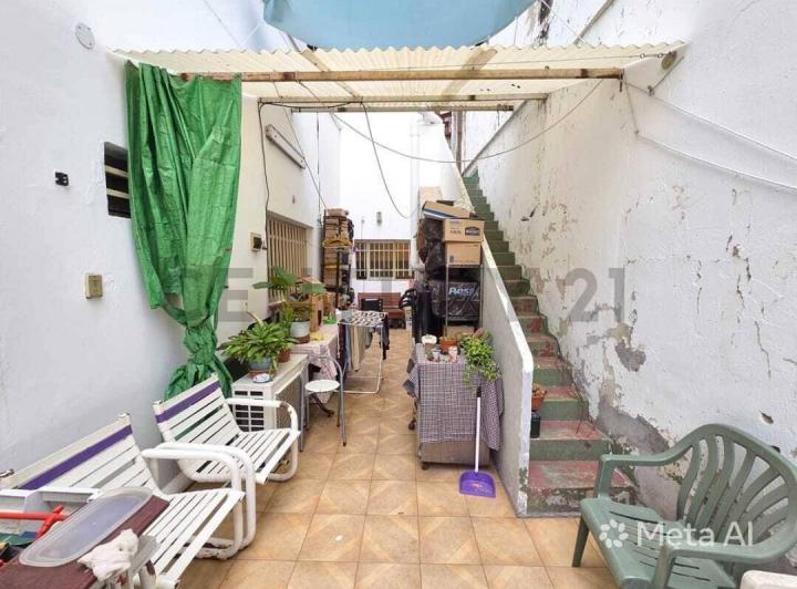 Casa · 174m² · 7 Ambientes · 1 Cochera