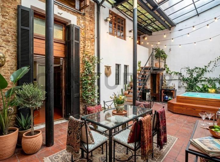 PH · 194m² · 6 Ambientes · 1 Cochera