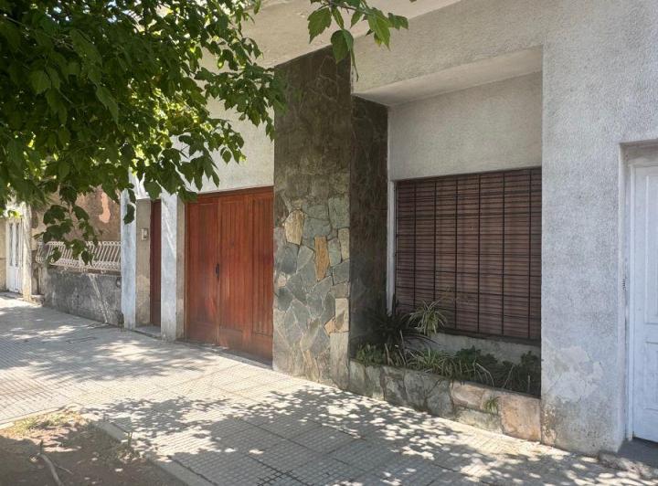 PH · 105m² · 5 Ambientes · 1 Cochera
