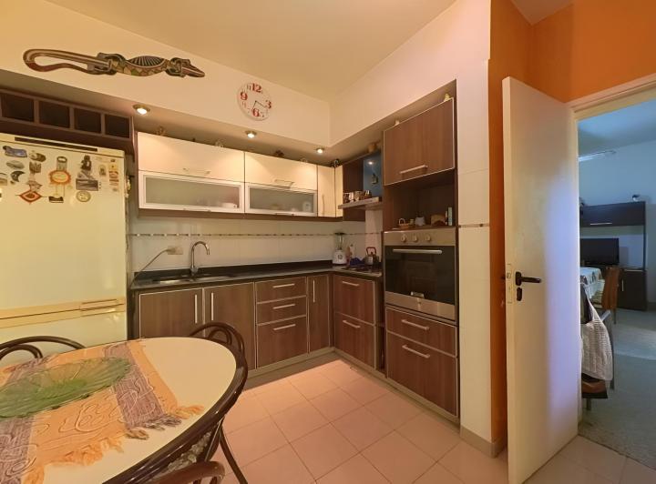 PH · 190m² · 7 Ambientes · 1 Cochera