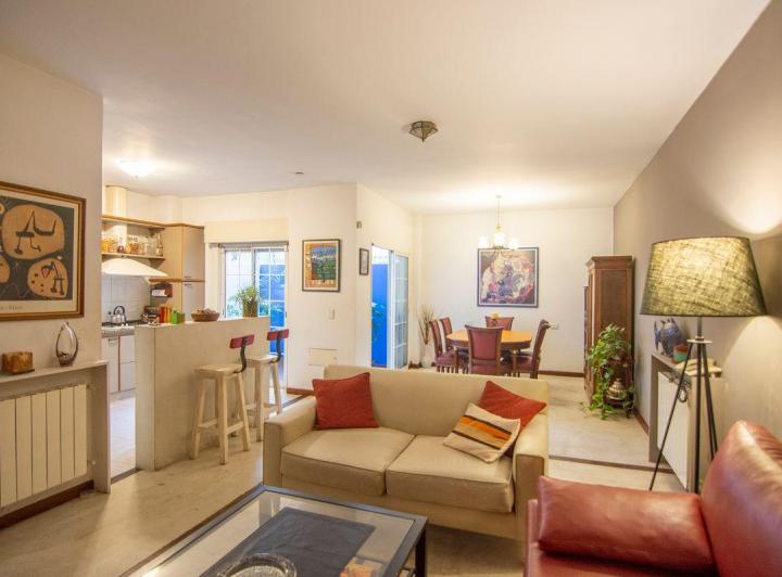 PH · 180m² · 5 Ambientes · 1 Cochera