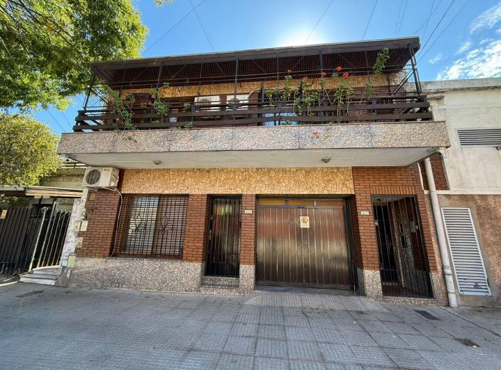 PH · 200m² · 5 Ambientes · 4 Cocheras