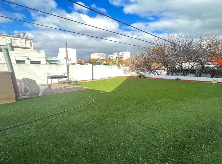 PH · 140m² · 5 Ambientes · 1 Cochera