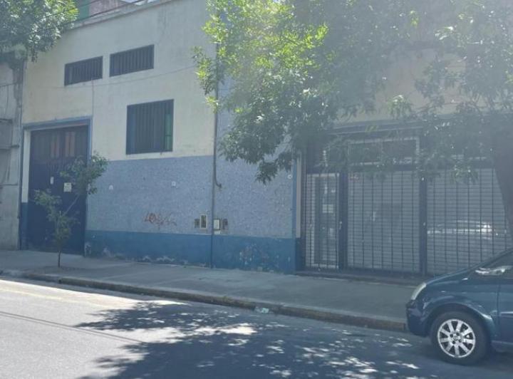 Terreno · 450m²