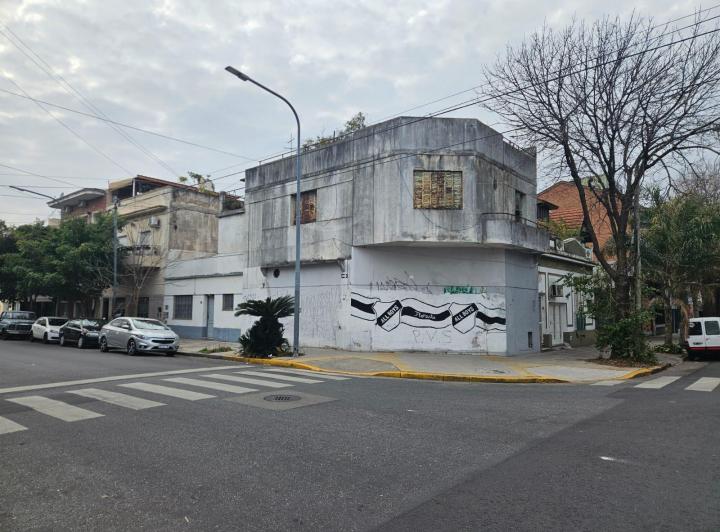 Terreno · 130m²