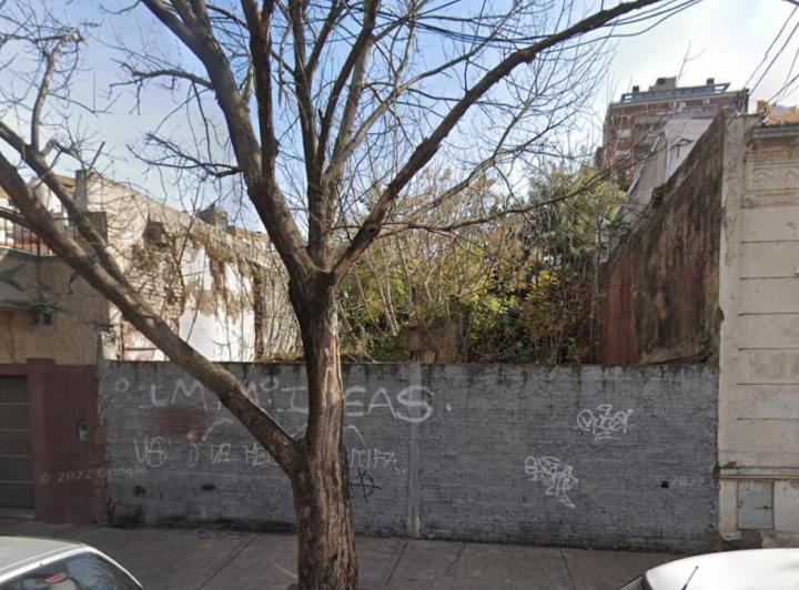 Terreno · 182m²