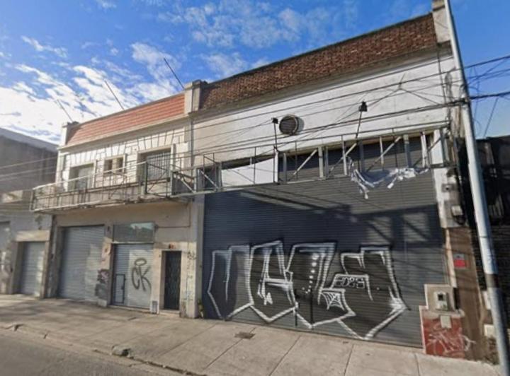 Terreno · 1049m²