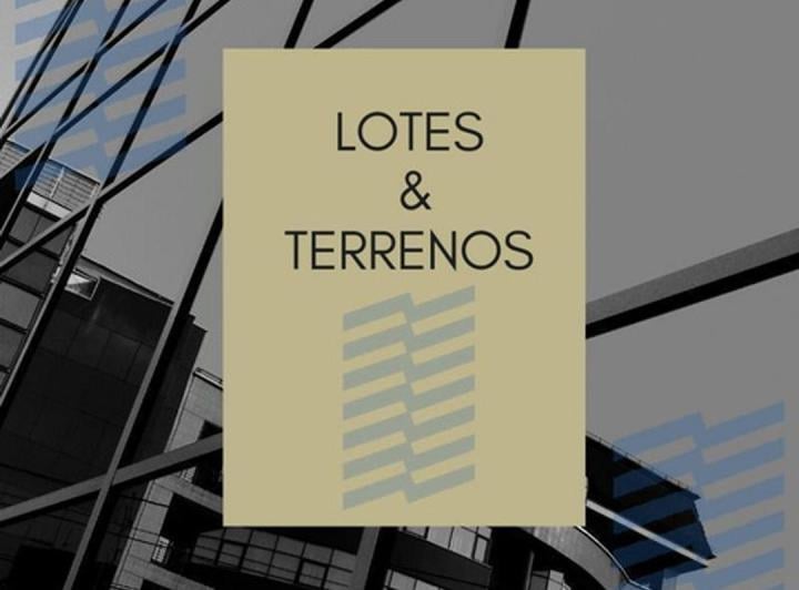 Terreno · 349m²
