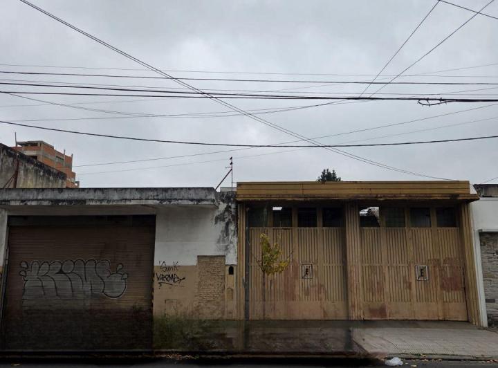 Terreno · 606m²