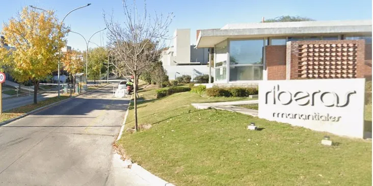 ALQUILER DUPLEX 3 DORM RIBERA DE MANANTIALES  CORDOBA