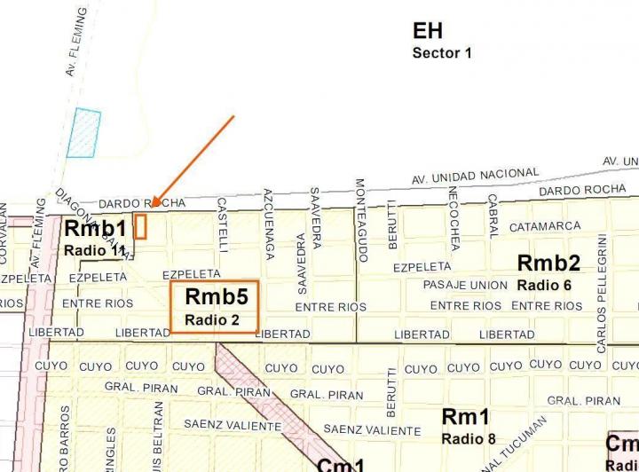Terreno · 200m² · 6 Ambientes · 1 Cochera