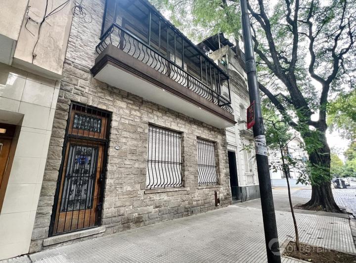 Terreno · 223m² · 5 Ambientes
