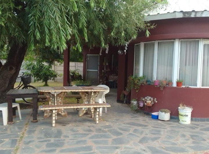 Terreno · 150m² · 7 Ambientes · 2 Cocheras