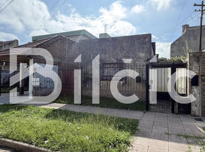 Terreno · 55m² · 4 Ambientes