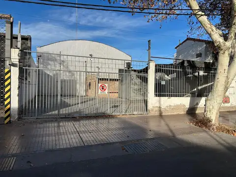 Galpón en Alquiler en Godoy Cruz, Mendoza