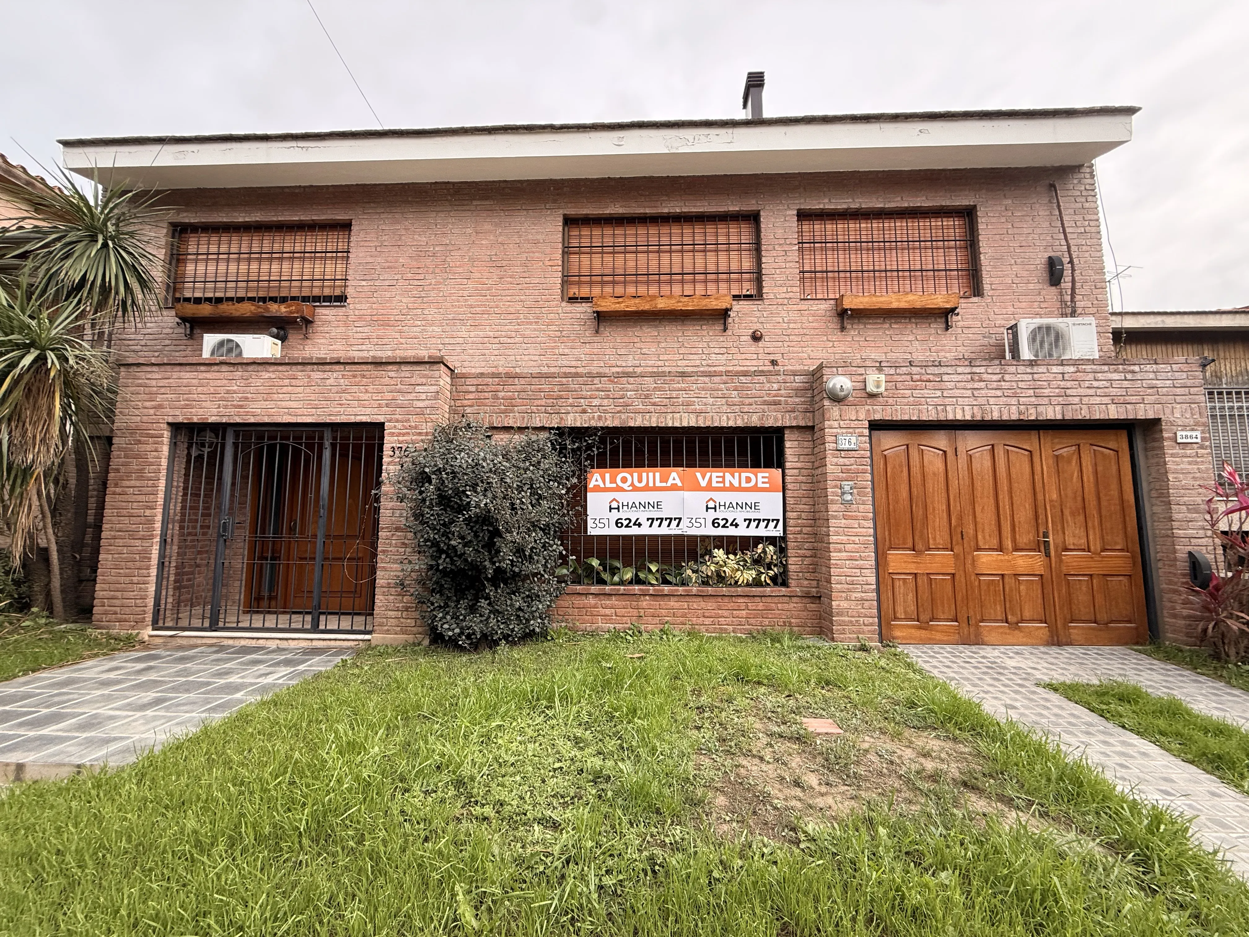 CASA 300m2 APTA OFICINAS Y USO FAMILIAR - Barrio Jardín Espinosa
