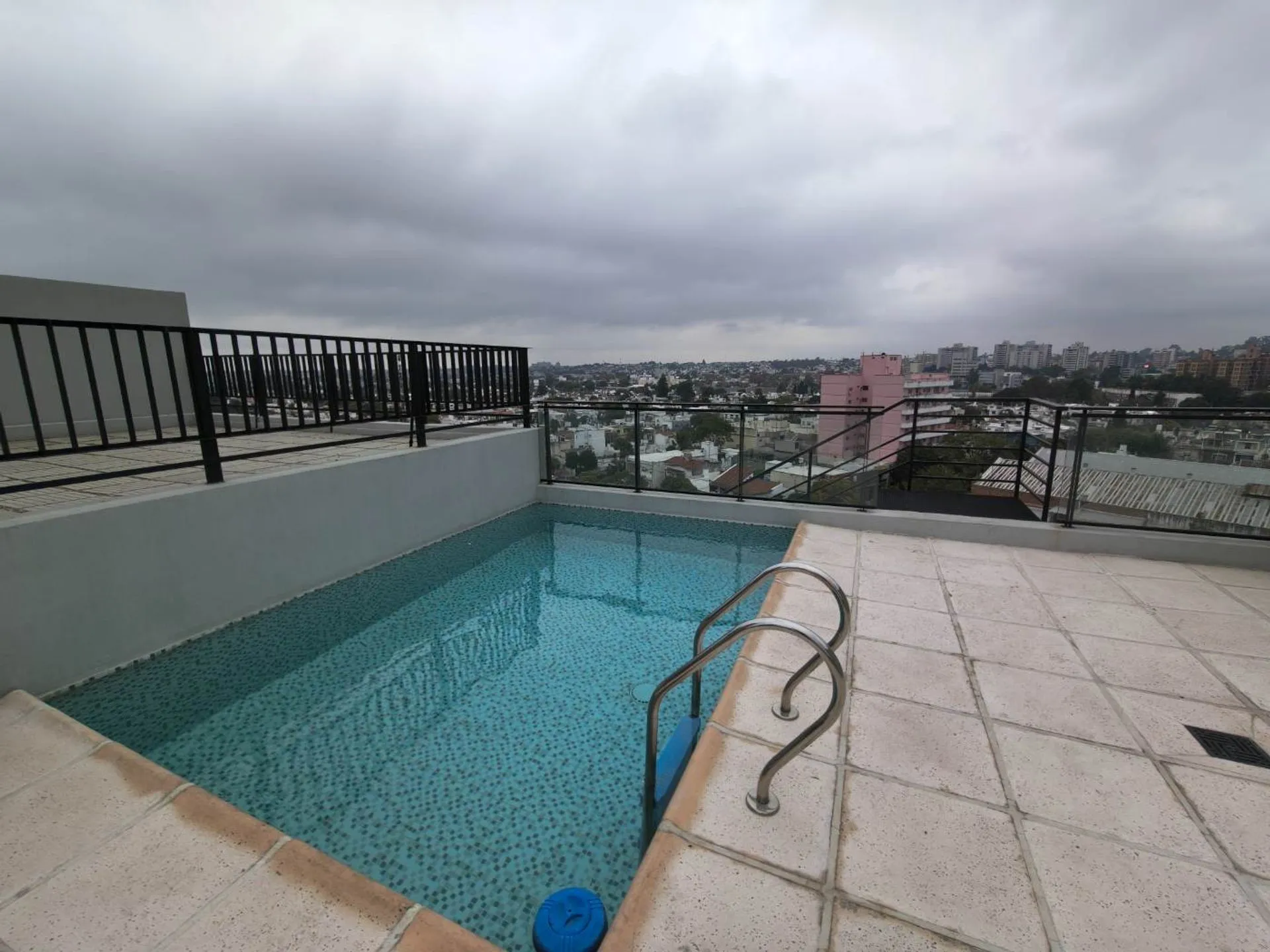 DEPARTAMENTO GENERAL PAZ CORDOBA 2 D BALCON PILETA TERRAZA COCHERAS AMENITIES PISO 2º VENTA