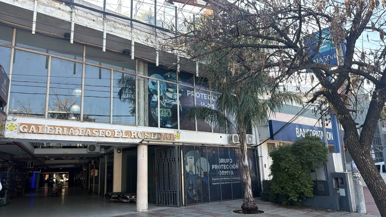 ALQUILO LOCAL COMERCIAL-RUTA 20