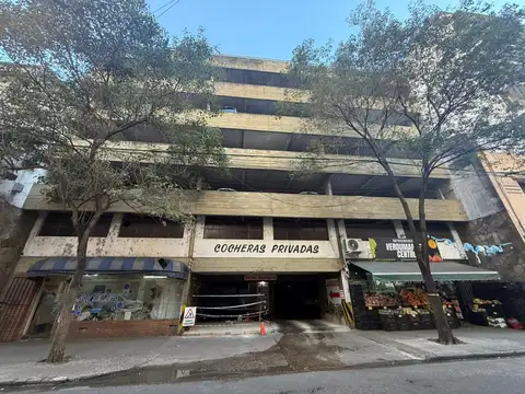 Cochera en Venta en Martín, Rosario