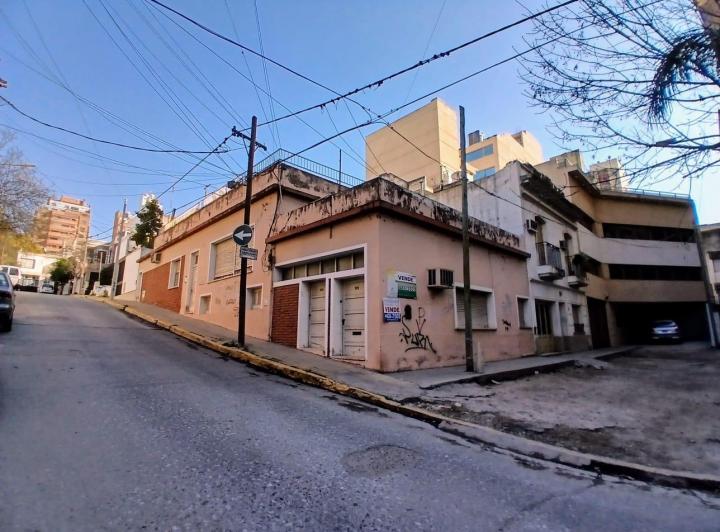 Casa · 225m² · 3 Dormitorios