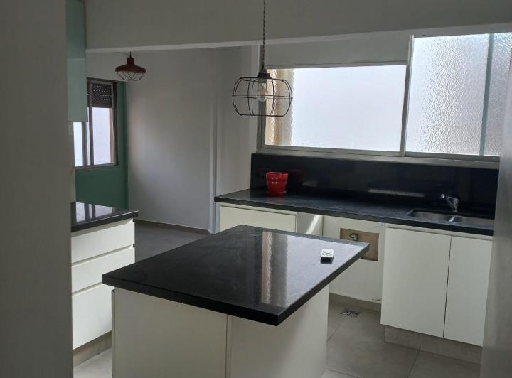 Departamento · 100m² · 7 Ambientes