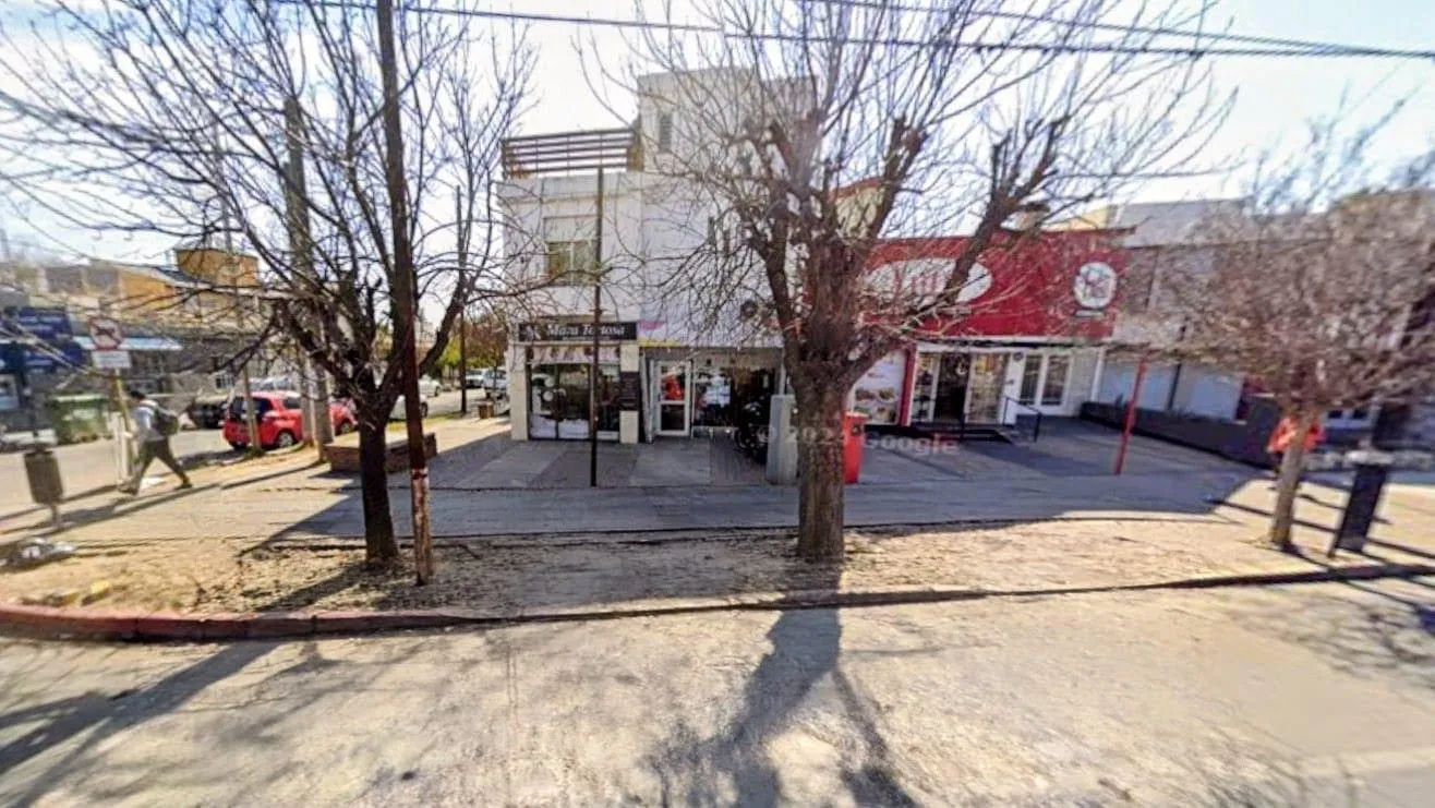 Locales Comerciales en Venta Av Fuerza Aerea