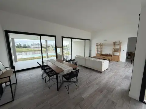 Casa en Venta en El Naudir, Countries y Barrios Cerrados en Escobar