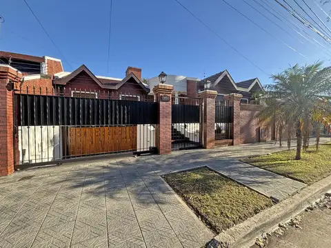 Casa en Venta en Villa Adelina, Partido de San Isidro