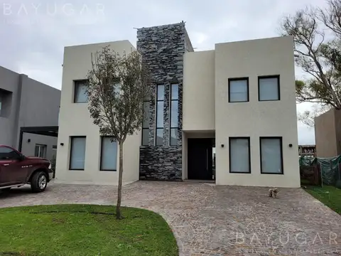 Casa en Venta en Countries y Barrios Cerrados en Pilar, Partido de Pilar