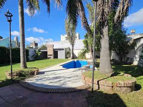 Casa en Venta en El Palomar, Partido de Tres de Febrero