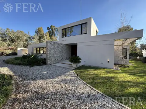 Casa en Venta en Campos De Roca, Countries y Barrios Cerrados en la Plata