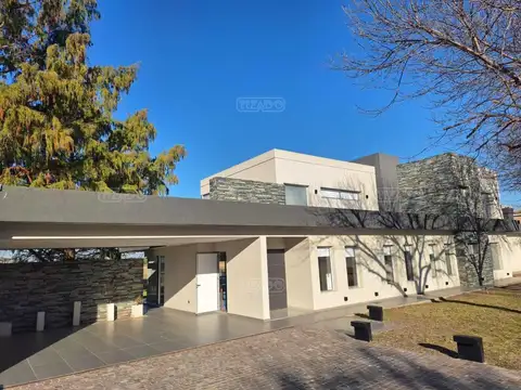 Casa en Venta en El Nacional Club De Campo, Countries y Barrios Cerrados en General Rodriguez