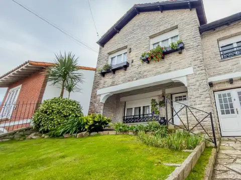 Casa en Venta en Los Troncos, Mar del Plata