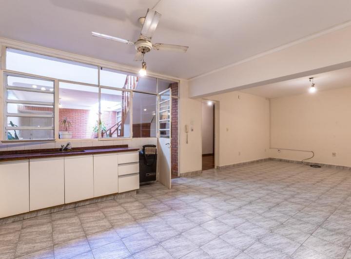 Casa · 160m² · 7 Ambientes