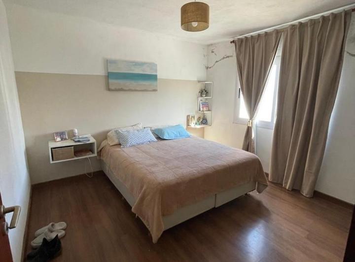 Casa · 180m² · 5 Ambientes · 2 Cocheras