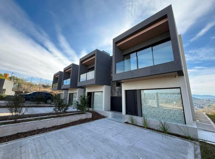 Departamento · 155m² · 6 Ambientes · 1 Cochera