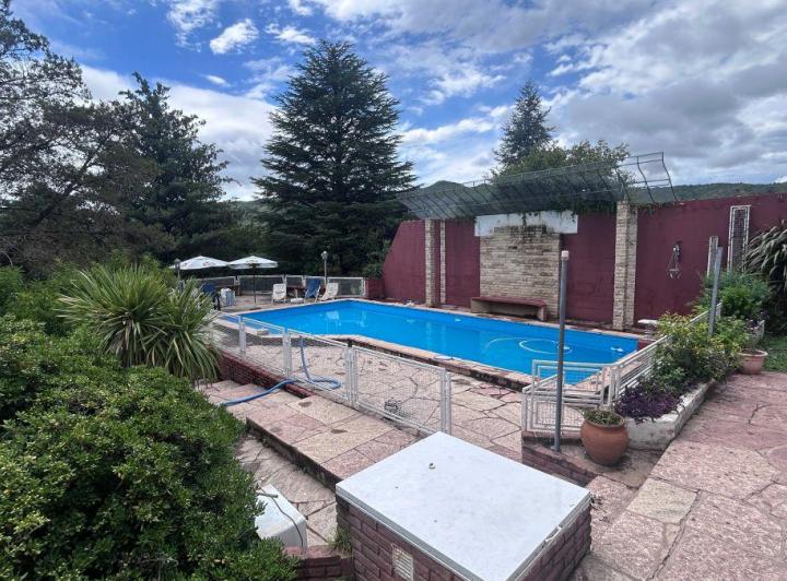 Casa · 250m² · 3 Ambientes