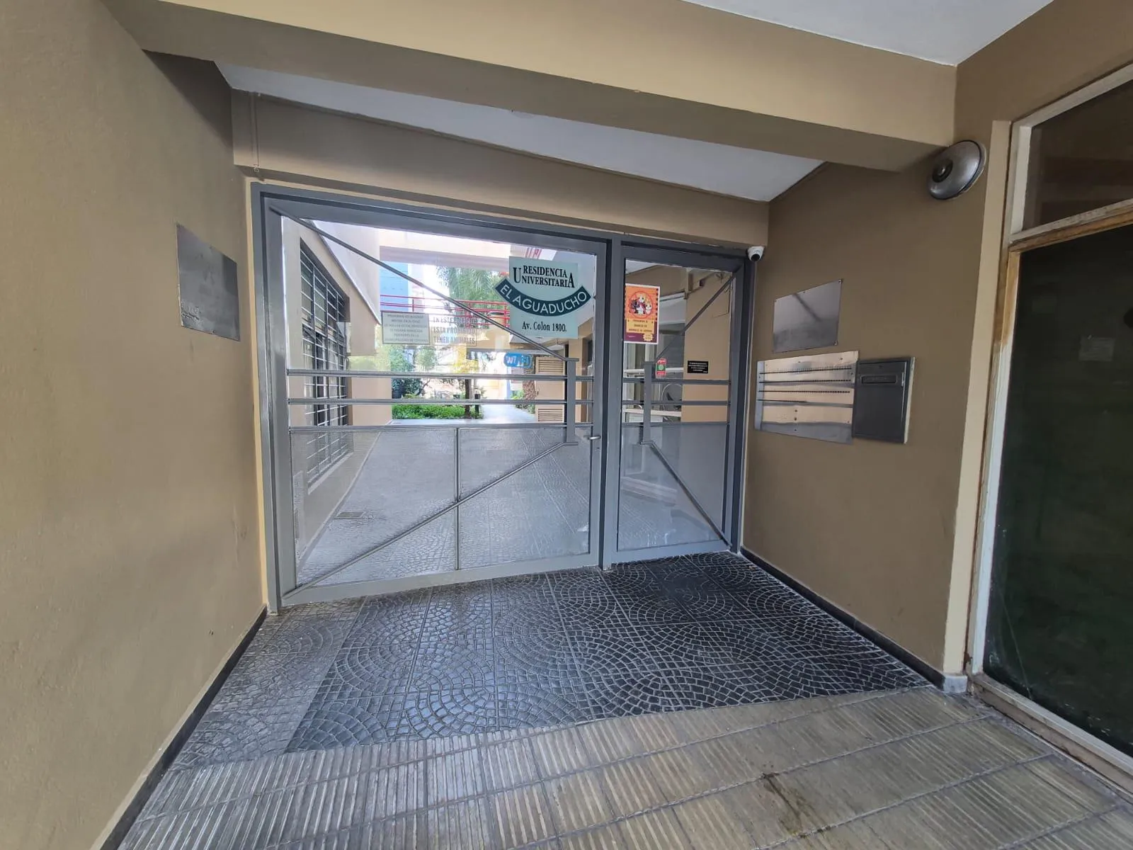 Departamento en alquiler de 1 Dormitorio- Av Colon 1800