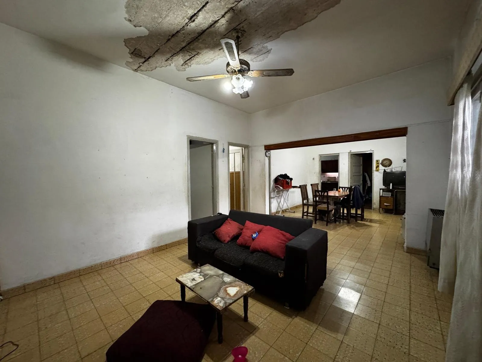 Casa en Venta con Local y Monoambiente a metros de monseñor pablo cabrera y card...
