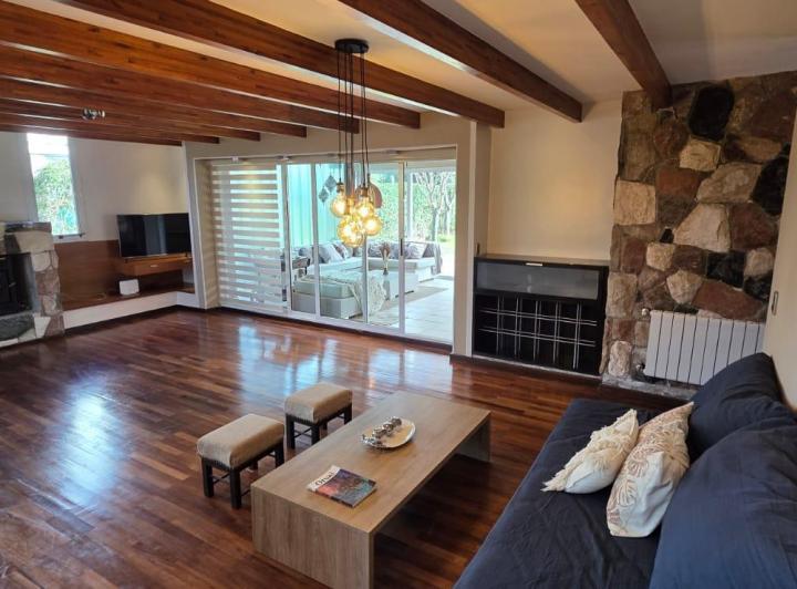 Casa · 468m² · 1 Ambiente
