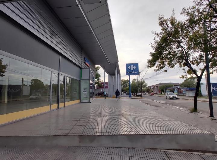 Local comercial · 154m²