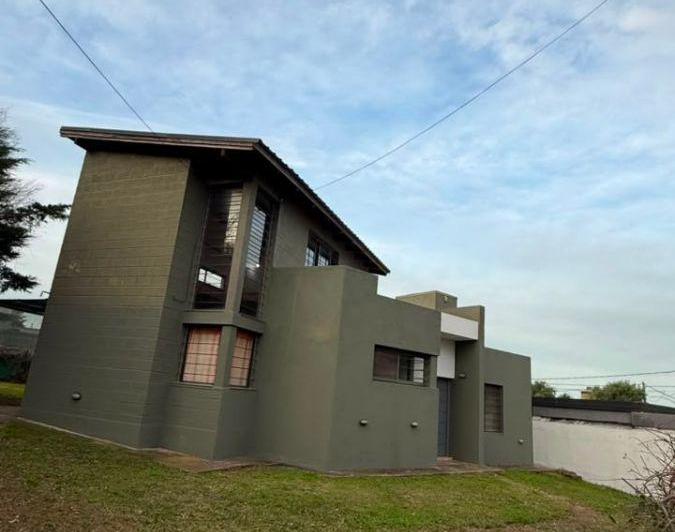Casa · 60m² · 2 Ambientes · 1 Cochera
