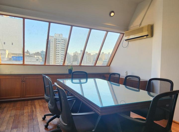 Oficina comercial · 150m²