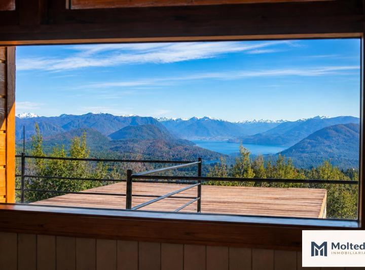Casa · 326m² · 8 Ambientes · 3 Cocheras