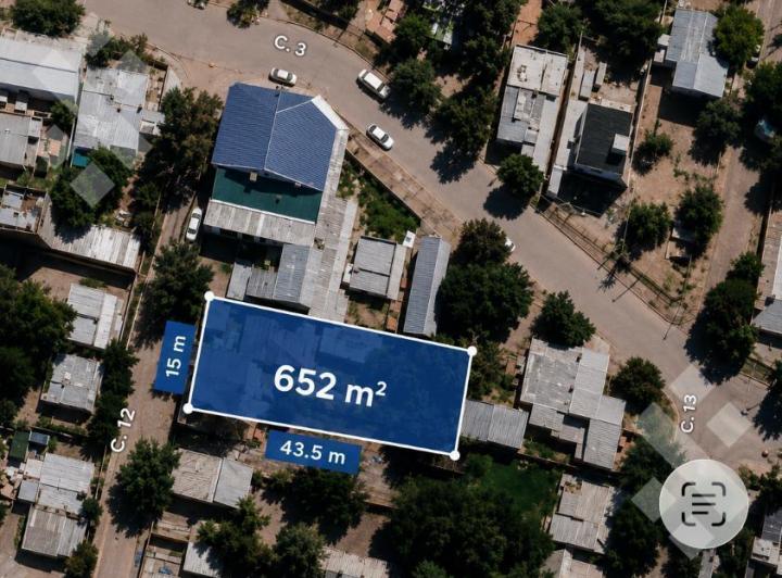 Terreno · 652m²