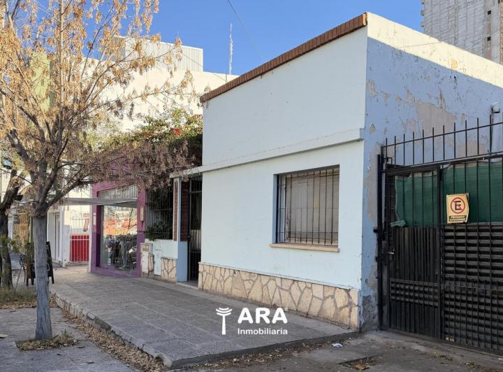 Terreno · 214m²