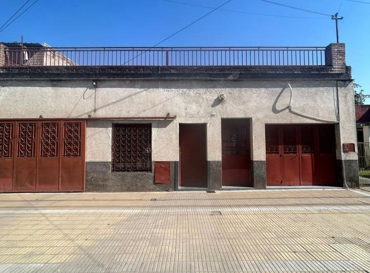 Casa · 225m² · 4 Dormitorios